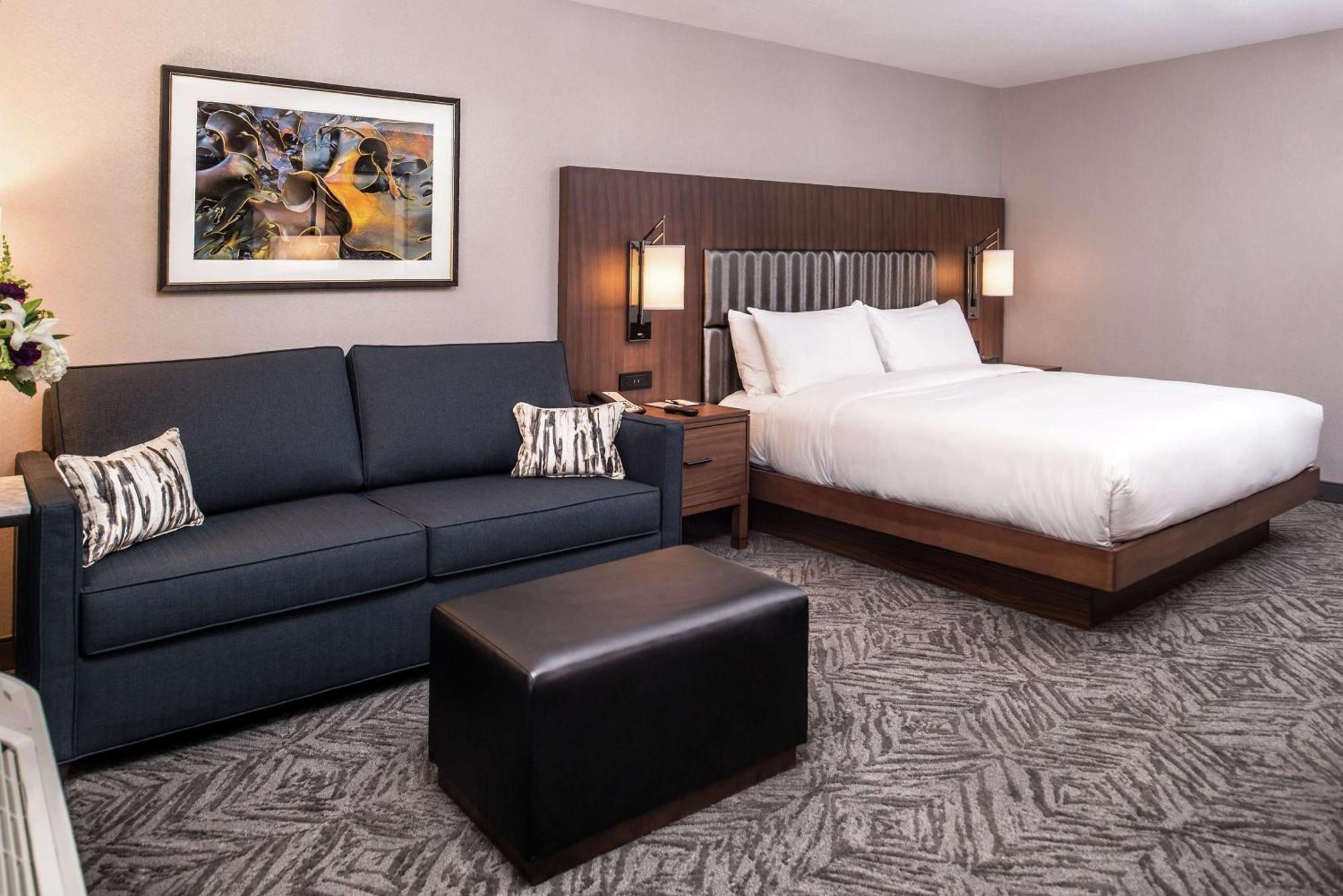 Doubletree By Hilton Lafayette East Hotel Exterior photo